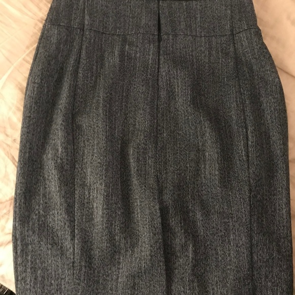 Tweed Pencil Skirt - Picture 4 of 6